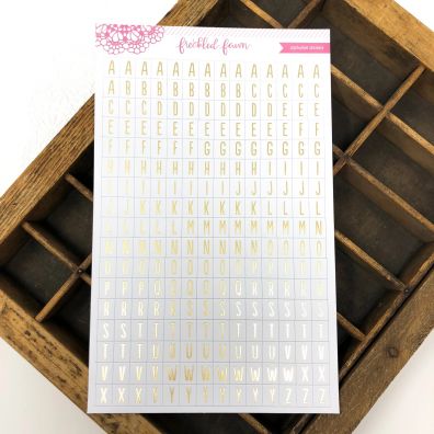 Gold Foil Alphabet Stickers fra Freckled Fawn