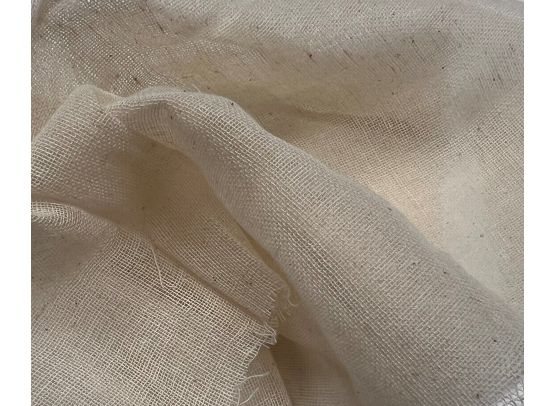 Ostelærred ca. 33,5x36 cm.