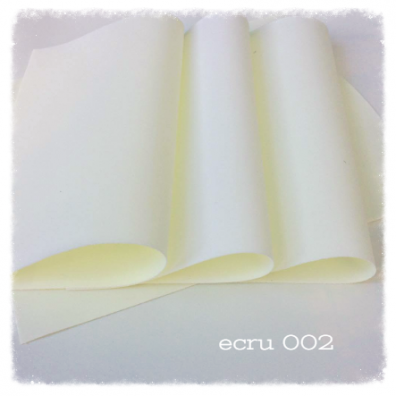 Foamiran hvid 30x35 cm.