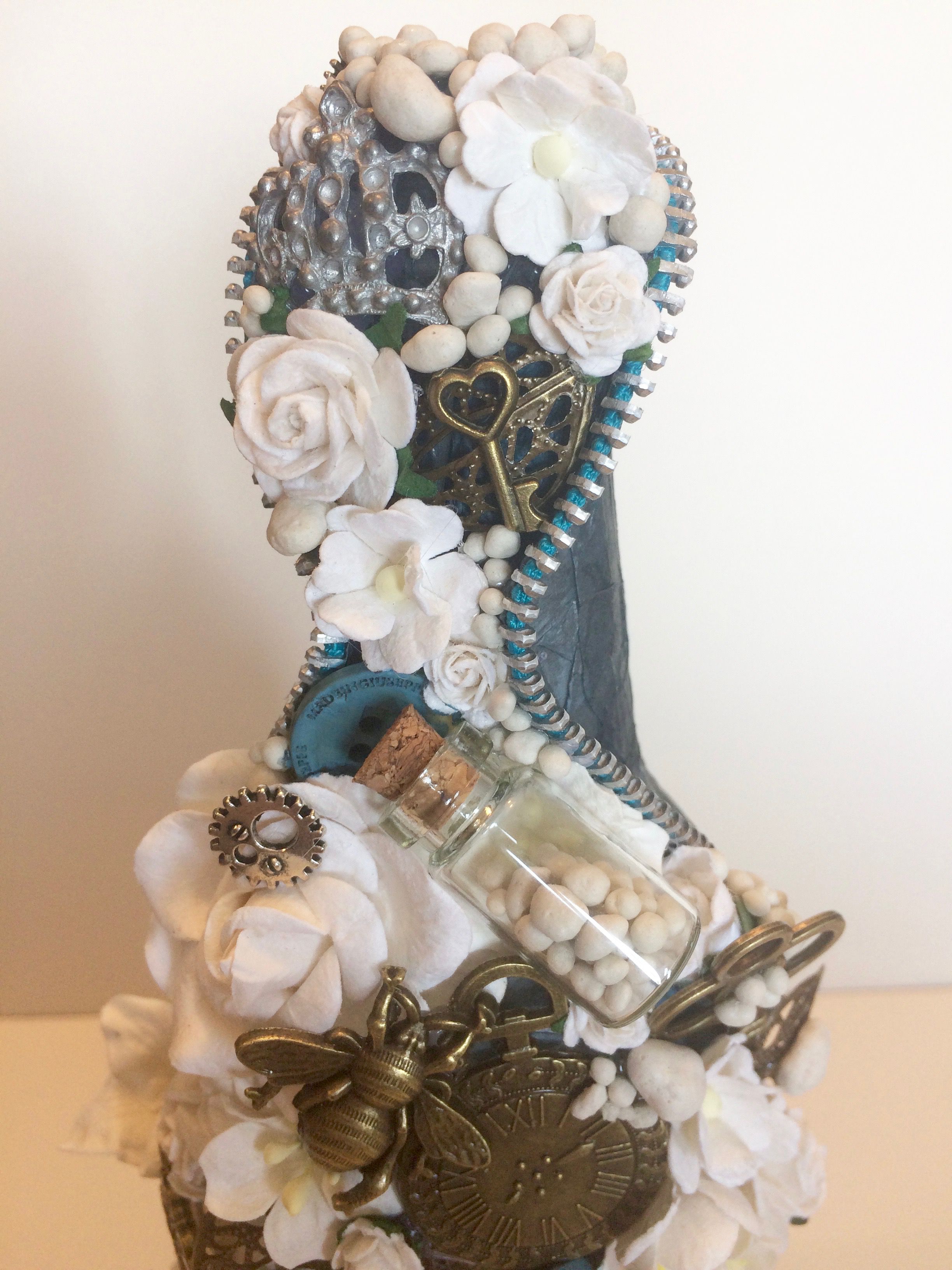 Altered bottle/ pyntet flaske